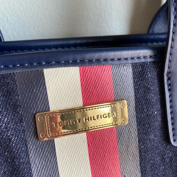 Tommy Hilfiger Backpack Purse - Picture 2 of 7